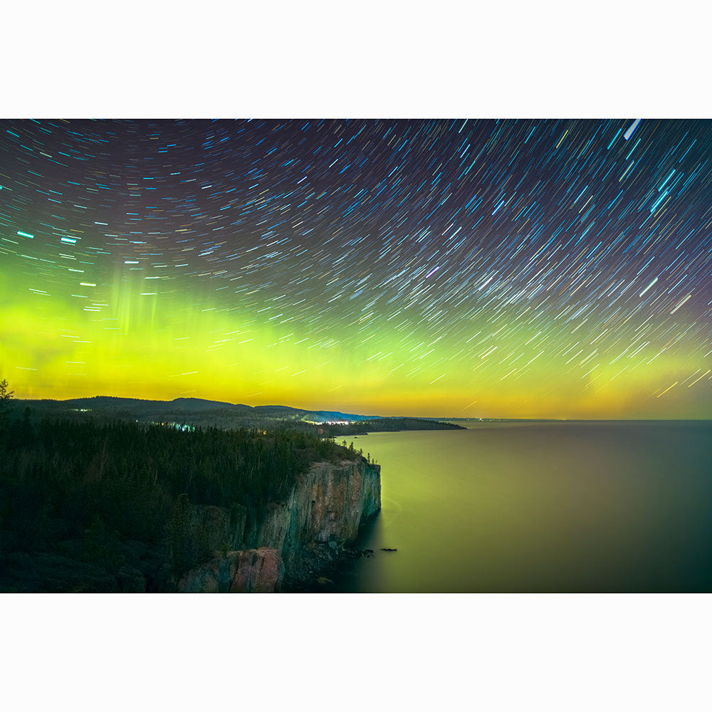 Nathan Klok - Northern Lights at Palisade Head - Metal Print
