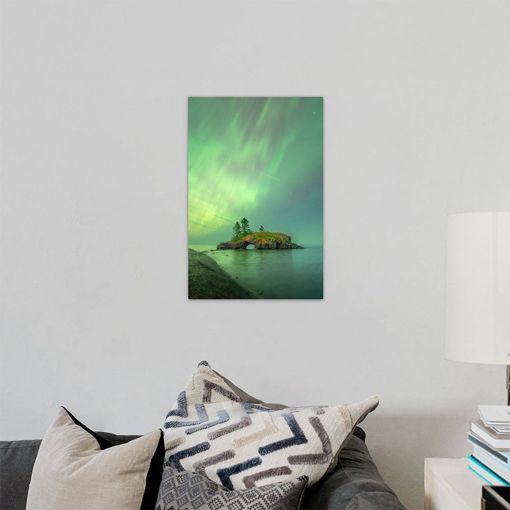 Nathan Klok - Hollow Rock Aurora